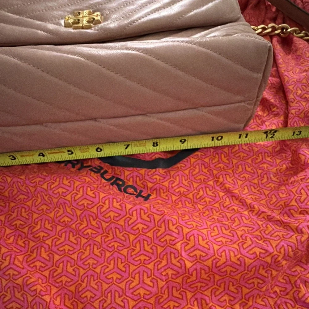 Tory Burch Pink Medium Kira Shoulder Bag Chevron Quilted Gold Chain Convertible